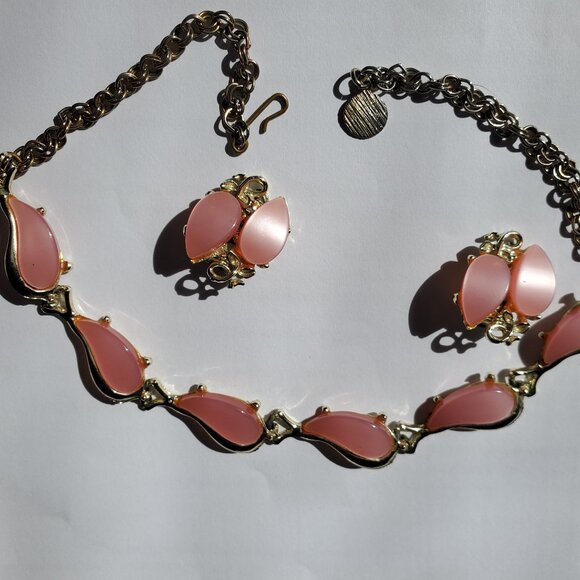 Vintage Jewelry - Unsigned Lucite Pink Moonglow Vintage Necklace and Clip-on Earrings Set